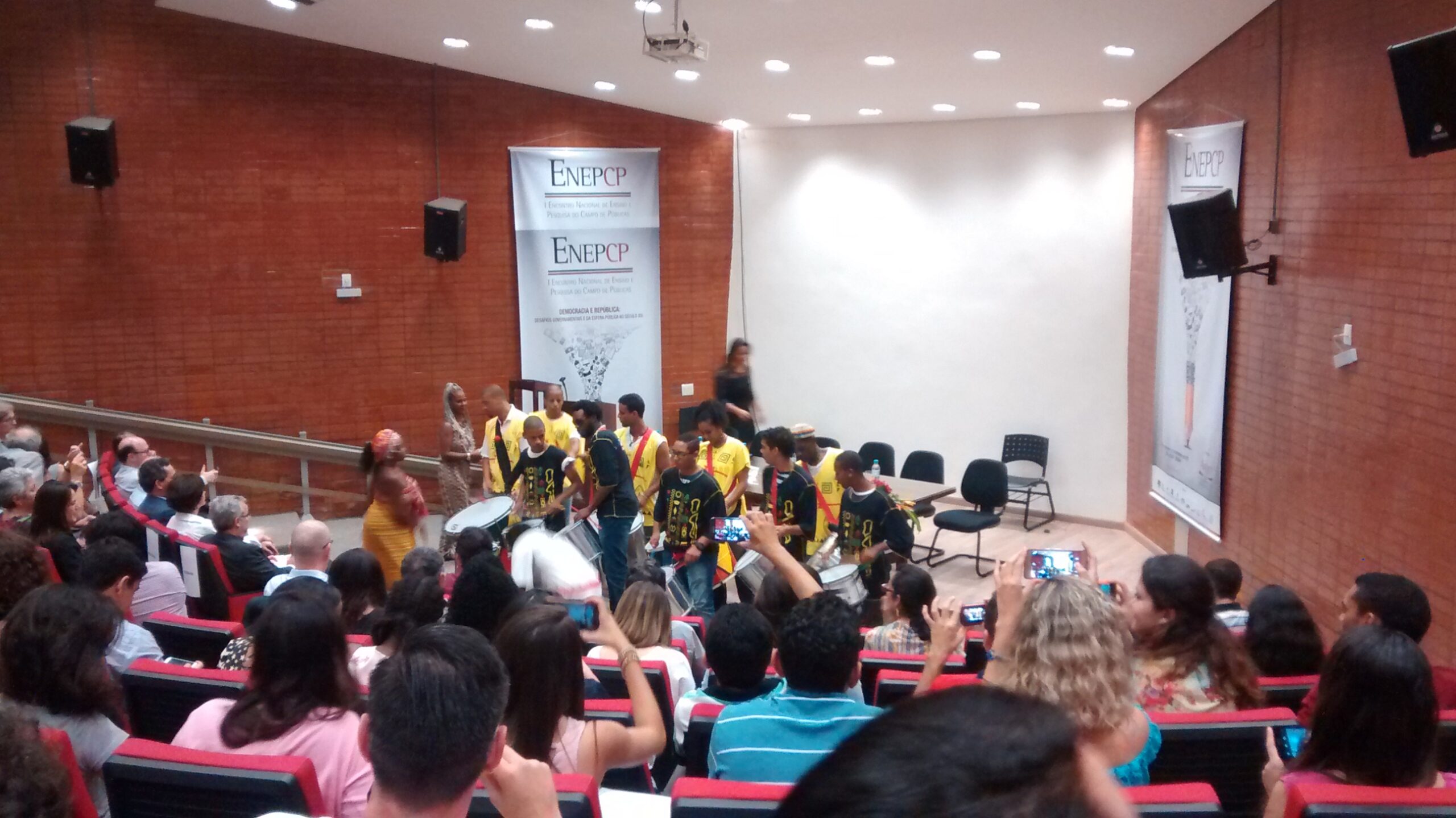Conferência de abertura com Prof. Dr. Bresser Pereira